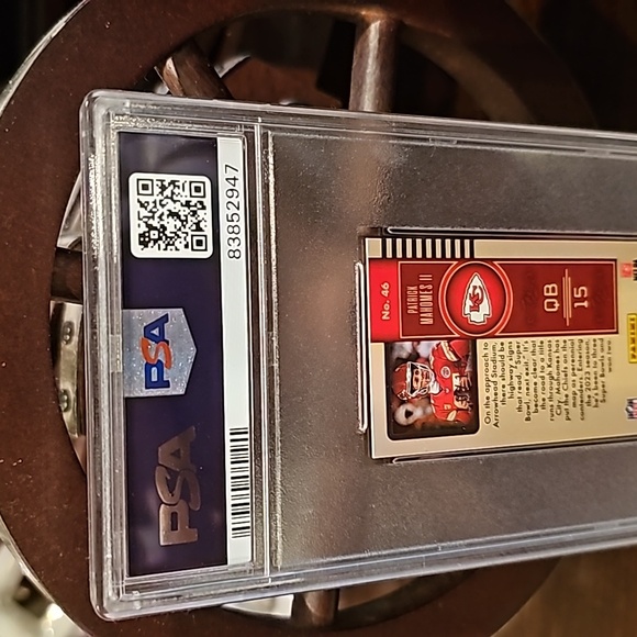 Patrick Mahomes rare mini yellow diamond - Picture 3 of 8